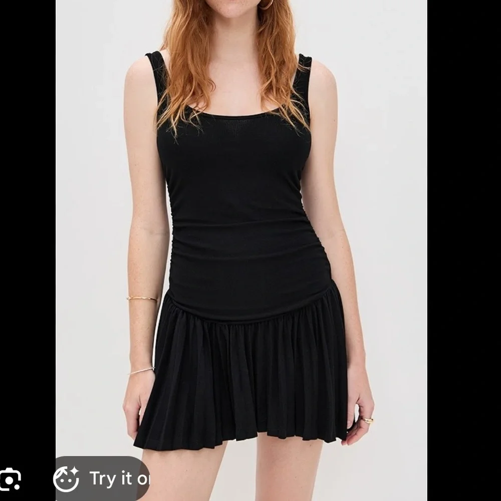 Lioness Elegant Black Sleeveless Mini Dress - Picture 7 of 8